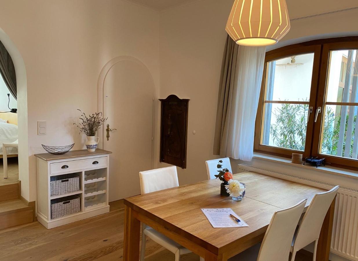 Appartement Gaestezimmer Weingut Hoellerer *